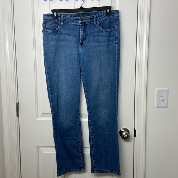 Ralph Lauren Denim - EUC Vintage Lauren Ralph Lauren green‎ label women’s straight slim stretch jeans